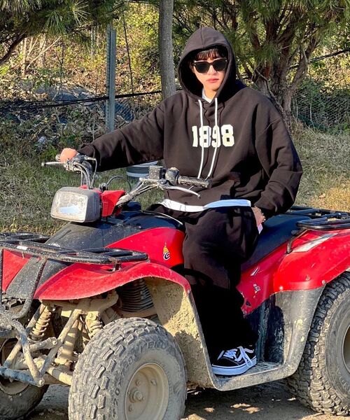 THE MILE（ザマイル）の「1898 GARMENTS SWEAT HOODIE [BLACK]（パーカー・メンズ・その他・M/S/XL/L）」の8枚目の写真