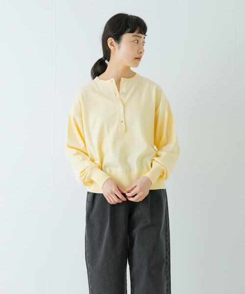 かぐれ（カグレ）の「コットンカシミヤヘンリーネックニット（ニット