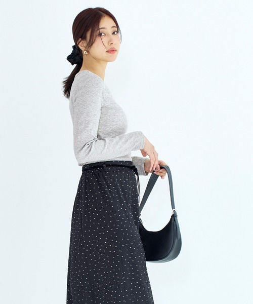 coca(coca)(コカ)の「テレコリブUネックTシャツ(Tシャツ/カットソー・レディース・ホワイト/ブラック/グレー/ネイビー・S/M/L/XL)」の12枚目の写真