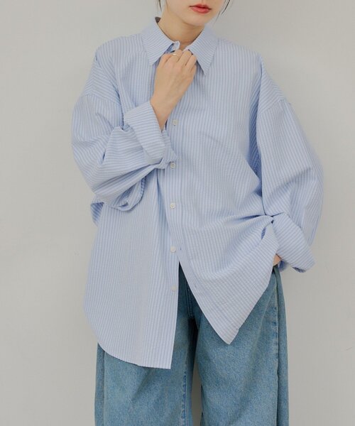 WHIMSIC(ウィムジック)の「【UNISEX】シアーサッカーストライプシャツ(シャツ/ブラウス・メンズ・ブルー/イエロー/ピンク・FREE)」の1枚目の写真