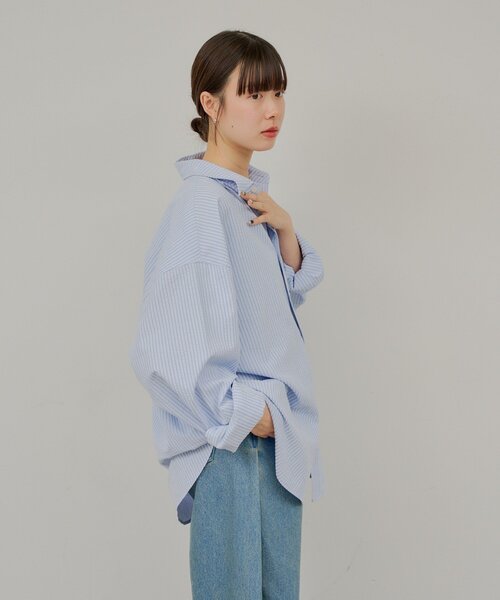 WHIMSIC(ウィムジック)の「【UNISEX】シアーサッカーストライプシャツ(シャツ/ブラウス・メンズ・ブルー/イエロー/ピンク・FREE)」の6枚目の写真