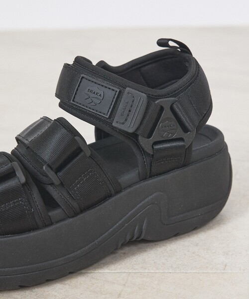 SHAKA(シャカ)の「【SHAKA / シャカ】NEO BUNGY EVOL CHUNKY / 厚底サンダル(サンダル・レディース・ブラック/モカ・23/24/25)」の17枚目の写真