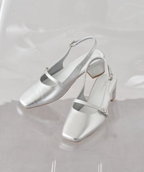 earth music&ecology（アースミュージックアンドエコロジー）の「ベルトミュールパンプス（パンプス・レディース・シルバー/ブラック・S/L/M）」の6枚目の写真