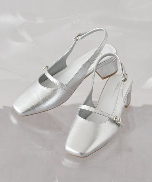 earth music&ecology(アースミュージックアンドエコロジー)の「ベルトミュールパンプス(パンプス・レディース・シルバー/ブラック・S/L/M)」の1枚目の写真