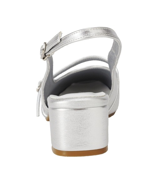 earth music&ecology(アースミュージックアンドエコロジー)の「ベルトミュールパンプス(パンプス・レディース・シルバー/ブラック・S/L/M)」の18枚目の写真