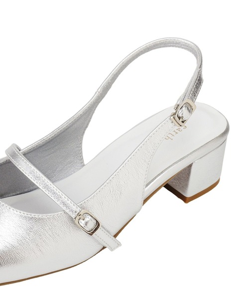 earth music&ecology(アースミュージックアンドエコロジー)の「ベルトミュールパンプス(パンプス・レディース・シルバー/ブラック・S/L/M)」の21枚目の写真