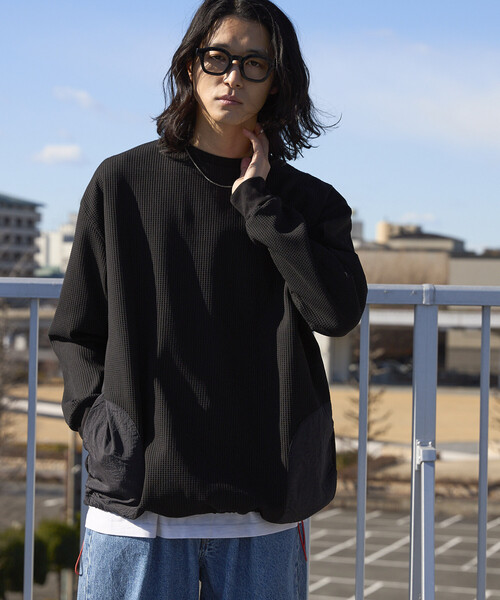 Firsthand(ファーストハンド)の「Firsthand/ファーストハンド サイドポケット スピンドル テック サーマル クルー / ビッグシルエット ロングスリーブ サーマルトップス(Tシャツ/カットソー・メンズ・ブラック/ホワイト/ブルーグレー/チャコールグレー・LARGE/MEDIUM)」の2枚目の写真