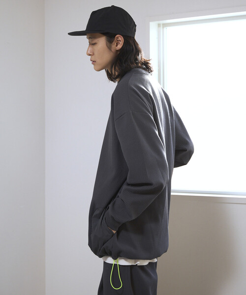 Firsthand(ファーストハンド)の「Firsthand/ファーストハンド サイドポケット スピンドル テック サーマル クルー / ビッグシルエット ロングスリーブ サーマルトップス(Tシャツ/カットソー・メンズ・ブラック/ホワイト/ブルーグレー/チャコールグレー・LARGE/MEDIUM)」の7枚目の写真