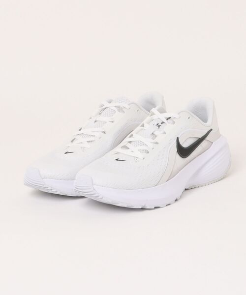 NIKE（ナイキ）の「《NIKE》ダウンシフター　１４（スニーカー・メンズ・ブラック×ホワイト/ホワイト系その他/ホワイト×ブラック/ホワイト×レッド/ブラック×ブラック/ブラック×レッド・26.5cm/27.5cm/26.0cm/27.0cm/28.0cm/25.5cm/25.0cm）」の3枚目の写真