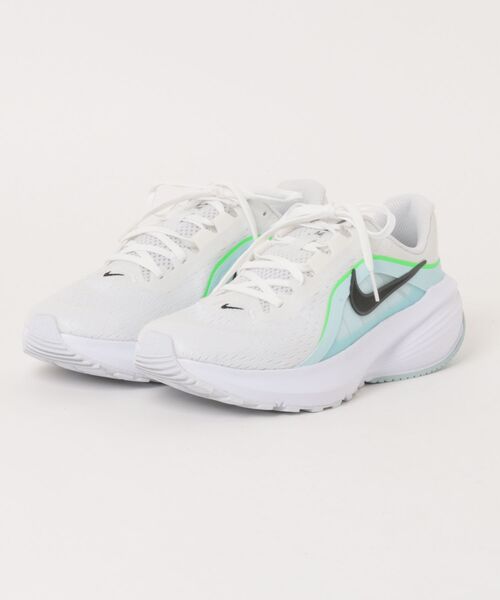 NIKE（ナイキ）の「《NIKE》ダウンシフター　１４（スニーカー・メンズ・ブラック×ホワイト/ホワイト系その他/ホワイト×ブラック/ホワイト×レッド/ブラック×ブラック/ブラック×レッド・26.5cm/27.5cm/26.0cm/27.0cm/28.0cm/25.5cm/25.0cm）」の4枚目の写真