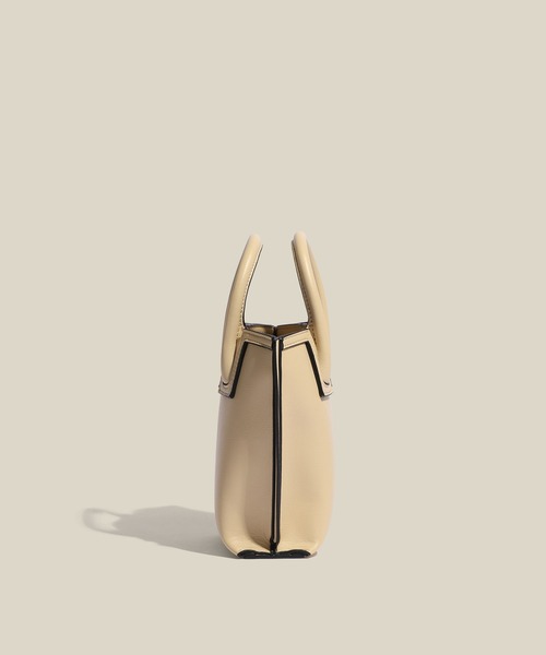 E'POR(エポール)の「【E'POR】【WEB限定】Ree BAG Mini/超軽量・26SS(ショルダーバッグ・レディース・ブラック/ベージュ系その他3/ライトグレー/ラベンダー/グリーン系その他/ベージュ・FREE)」の10枚目の写真