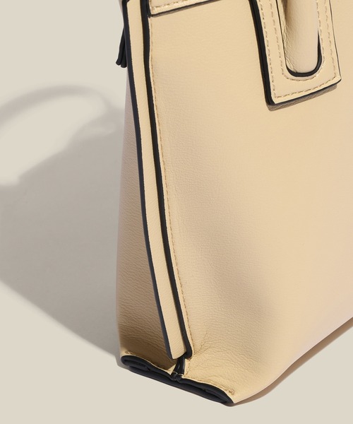 E'POR(エポール)の「【E'POR】【WEB限定】Ree BAG Mini/超軽量・26SS(ショルダーバッグ・レディース・ブラック/ベージュ系その他3/ライトグレー/ラベンダー/グリーン系その他/ベージュ・FREE)」の12枚目の写真