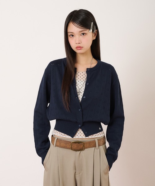 hazyl（ヘイジル）の「eyelet cardigan / アイレットカーディガン（ニット/セーター・レディース・レッド/ネイビー・フリー）」の4枚目の写真
