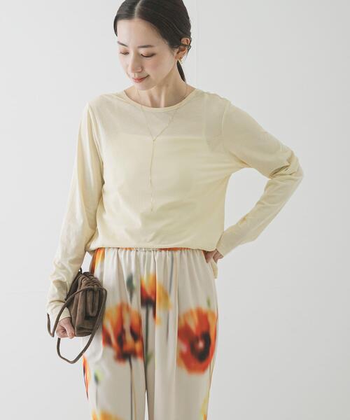 URBAN RESEARCH(アーバンリサーチ)の「2WAYシアーカットソー(Tシャツ/カットソー・レディース・チャコールグレー/オフホワイト/イエロー・FREE)」の14枚目の写真