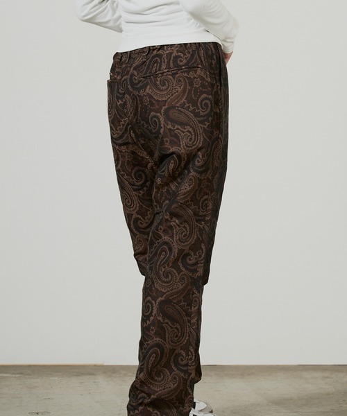 superNova.(スーパーノヴァ)の「superNova. Flare fit utility trouser-Paisley / SN-500(スラックス・メンズ・ブラウン・S/XS)」の4枚目の写真