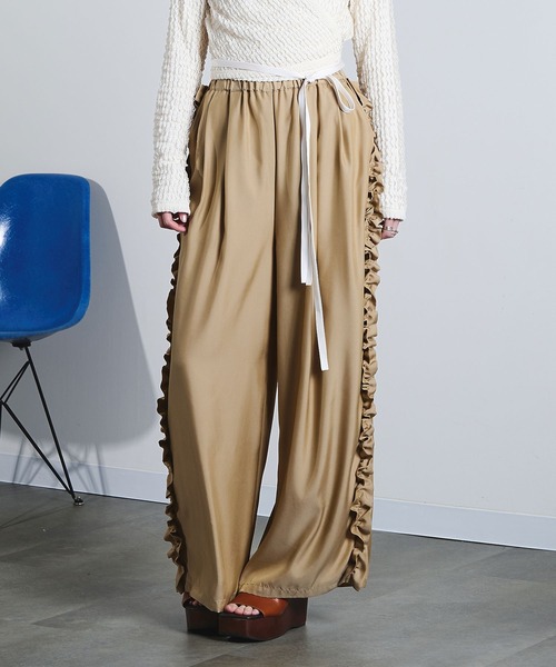 ROSE BUD（ローズバッド）の「(mici)SIDE FRILL PANTS（その他パンツ・レディース・ベージュ/ブラック・S/M）」の12枚目の写真