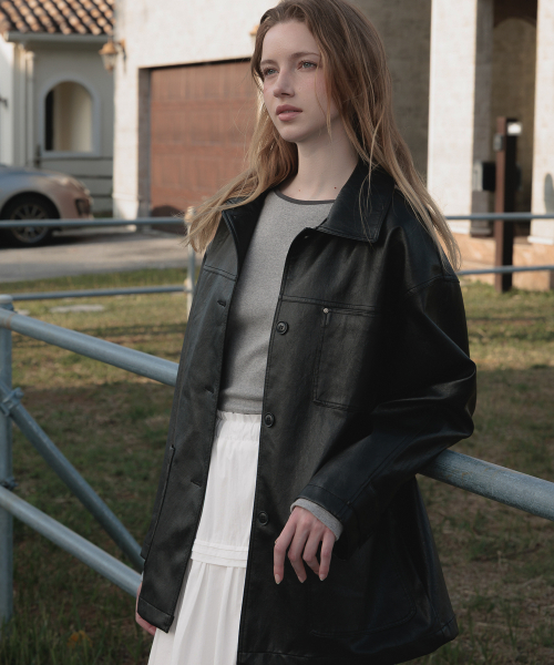 DEHEVE（デヘヴェ）の「Classic Leather Half Jacket [Black]（ライダースジャケット・レディース・ブラック・FREE）」の2枚目の写真