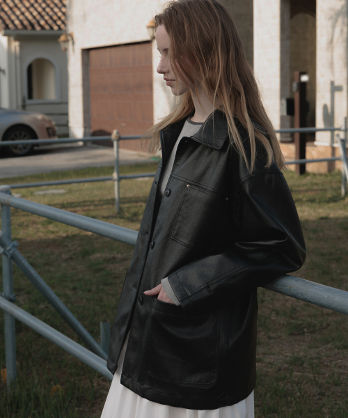 DEHEVE（デヘヴェ）の「Classic Leather Half Jacket [Black]（ライダースジャケット・レディース・ブラック・FREE）」の3枚目の写真