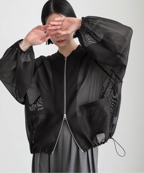 for/c(フォーシー)の「やわらかメッシュブルゾン【サスティナブル】(ブルゾン・レディース・ブラック/オフホワイト・M/L)」の10枚目の写真
