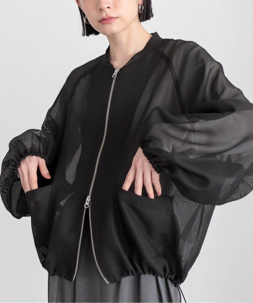 for/c(フォーシー)の「やわらかメッシュブルゾン【サスティナブル】(ブルゾン・レディース・ブラック/オフホワイト・M/L)」の4枚目の写真