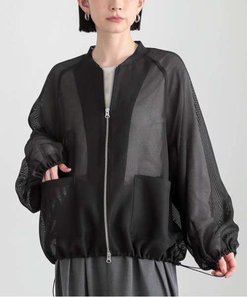 for/c(フォーシー)の「やわらかメッシュブルゾン【サスティナブル】(ブルゾン・レディース・ブラック/オフホワイト・M/L)」の5枚目の写真