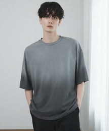 CIYOT（シヨウト）の「【CIYOT】USAコットン レギュラーフィット グラデーション クルーネック半袖Tシャツ<接触冷感・UVカット>（Tシャツ/カットソー）」