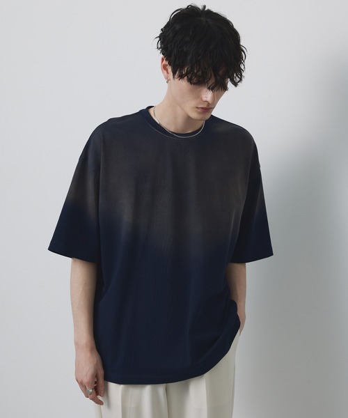 CIYOT(シヨウト)の「【CIYOT】USAコットン レギュラーフィット グラデーション クルーネック半袖Tシャツ<接触冷感・UVカット>(Tシャツ/カットソー・メンズ・グレー/チャコールグレー/ブルー/ブラック・S/M/L)」の5枚目の写真
