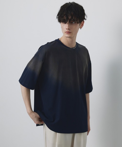 CIYOT(シヨウト)の「【CIYOT】USAコットン レギュラーフィット グラデーション クルーネック半袖Tシャツ<接触冷感・UVカット>(Tシャツ/カットソー・メンズ・グレー/チャコールグレー/ブルー/ブラック・S/M/L)」の14枚目の写真