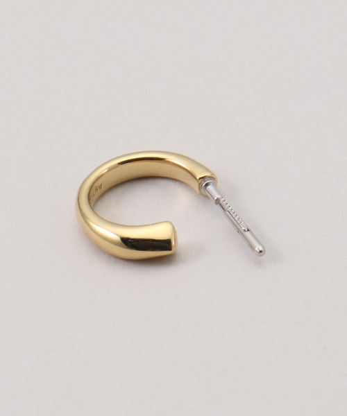 Spick & Span（スピックアンドスパン）の「《一部店舗+WEB限定》BAQLESS / バックレス Embrace Sage Gold（ピアス（両耳用）・レディース・ゴールド・FREE）」の2枚目の写真