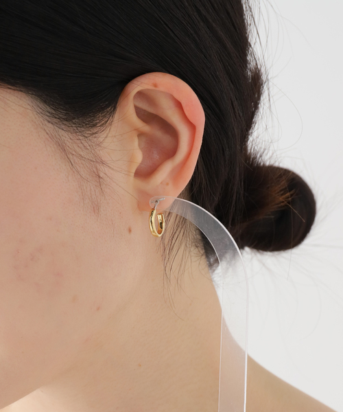 Spick & Span(スピックアンドスパン)の「《一部店舗+WEB限定》BAQLESS / バックレス Embrace Sage Gold(ピアス(両耳用)・レディース・ゴールド・FREE)」の2枚目の写真