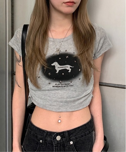 lilful(リルフル)の「【26年春夏新作】アソートデザイン クロップドピチT ビジュー ラインストーン スタッズ(Tシャツ/カットソー・レディース・グレー系その他3/ブラック系その他3/ホワイト系その他3/グレー/ブラック系その他/ホワイト系その他2/ブラック/グレー系その他/ブラック系その他2/ホワイト/ホワイト系その他/グレー系その他2/ホワイト系その他4/ブラック系その他4・F)」の13枚目の写真