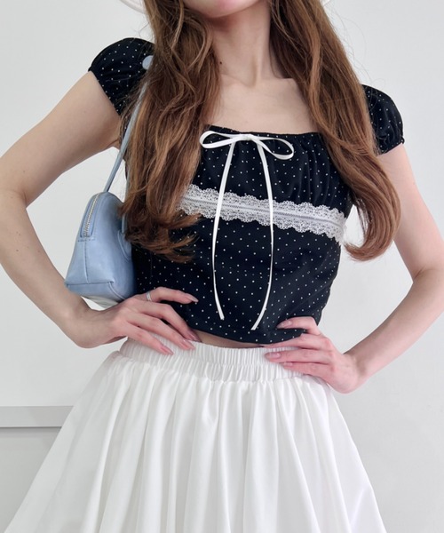Loueme(ルエム)の「ドットレースミニトップス(Tシャツ/カットソー・レディース・ホワイト/ブラック/グレー・FREE)」の1枚目の写真
