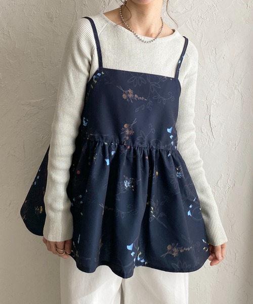 She's Closet(シーズクローゼット)の「フレア フラワープリント 花柄 ペプラムキャミソール ビスチェ(キャミソール・レディース・ネイビー/オフホワイト/ブラック・FREE)」の3枚目の写真