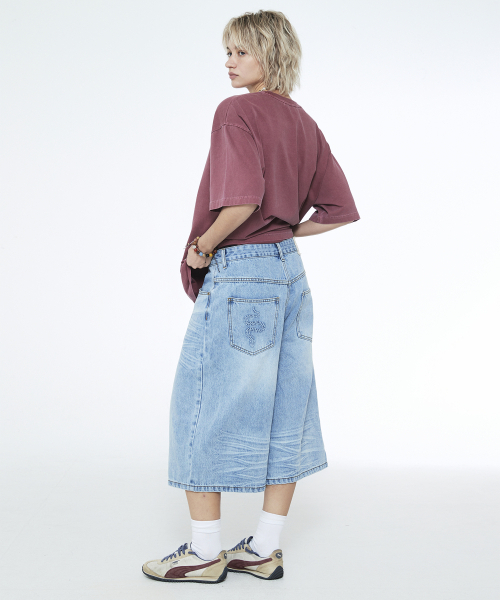 SSERPE（セルぺ）の「スネークバミューダデニムパンツライトブルー（その他パンツ・レディース・その他・SMALL/MEDIUM/LARGE）」の5枚目の写真