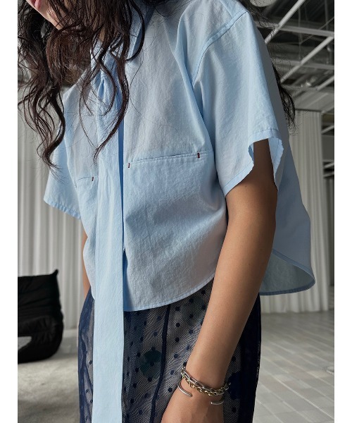 ELCHELE(エルチェレ)の「NECKTIE WITH CROPPED SHIRT(シャツ/ブラウス・レディース・ライトブルー/ピンク/オフホワイト・FREE)」の12枚目の写真