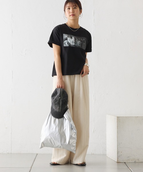 COLONY 2139（コロニートゥーワンスリーナイン）の「MANYQUIET ロゴTシャツ（Tシャツ/カットソー・レディース・ライトグレー/ホワイト/ブラック・FREE）」の9枚目の写真