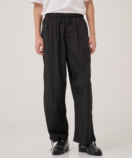 ATON(エイトン)の「【ATON/エイトン】HAND DYED NYLON UTILITY PANTS(その他パンツ・メンズ・ブラック・4)」の2枚目の写真