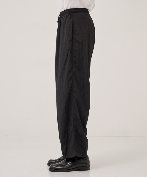 ATON(エイトン)の「【ATON/エイトン】HAND DYED NYLON UTILITY PANTS(その他パンツ・メンズ・ブラック・4)」の3枚目の写真