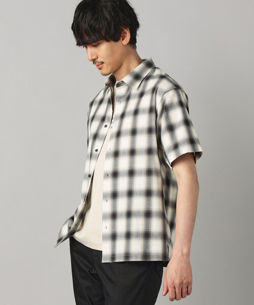 COMME CA MEN(コムサメン)の「オンブレチェック 半袖レギュラーカラーシャツ(シャツ/ブラウス・メンズ・ダークブラウン/グレー系その他・S/M/L)」の7枚目の写真
