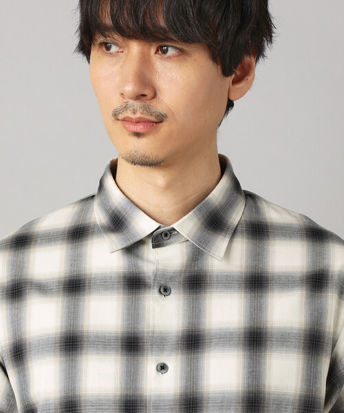 COMME CA MEN(コムサメン)の「オンブレチェック 半袖レギュラーカラーシャツ(シャツ/ブラウス・メンズ・ダークブラウン/グレー系その他・S/M/L)」の16枚目の写真