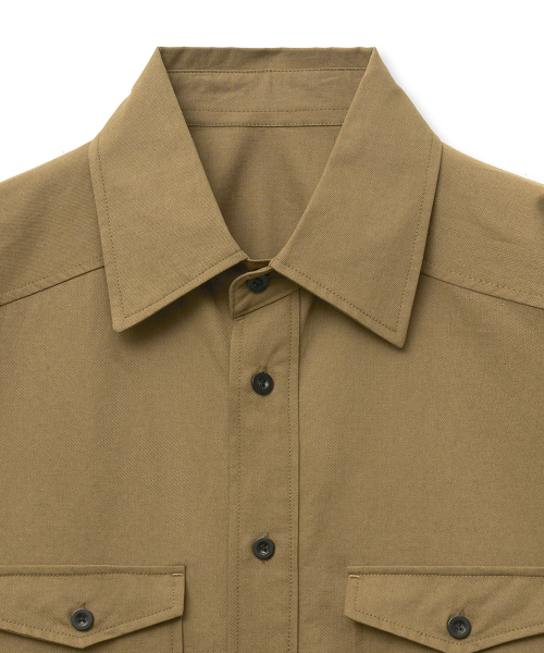 NOIRER（ノイア）の「リネンコットンルーズフィットワークシャツ（ブラウンベージュ）（シャツ/ブラウス・メンズ・その他・48/50/52）」の4枚目の写真