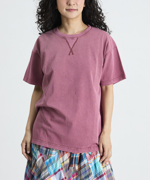 Freada(フリーダ)の「Freada/フリーダ Vガゼット ヴィンテージライク クルーネック Tシャツ(Tシャツ/カットソー・レディース・ワインレッド/イエロー/ダークグレー・ONE SIZE)」の4枚目の写真
