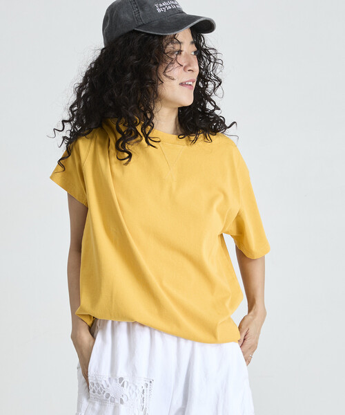 Freada(フリーダ)の「Freada/フリーダ Vガゼット ヴィンテージライク クルーネック Tシャツ(Tシャツ/カットソー・レディース・ワインレッド/イエロー/ダークグレー・ONE SIZE)」の15枚目の写真