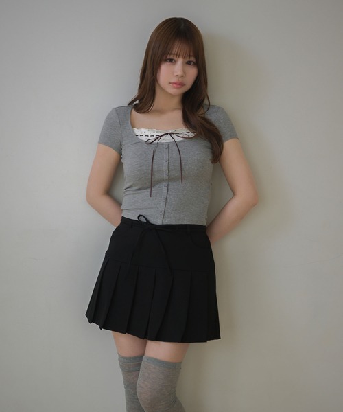 M DOLLY（エムドリー）の「Flower lilia layered rib tops/フラワーリリアレイヤードリブトップス（Tシャツ/カットソー・レディース・グレー/ベージュ・FREE）」の4枚目の写真