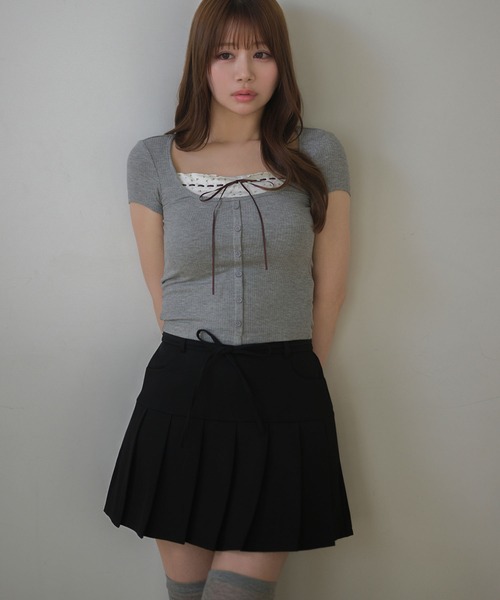 M DOLLY（エムドリー）の「Flower lilia layered rib tops/フラワーリリアレイヤードリブトップス（Tシャツ/カットソー・レディース・グレー/ベージュ・FREE）」の5枚目の写真