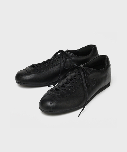 FIRENZE ATELIER（フィレンツェアトリエ）の「[SECOND.A] ユニセックスレトロデイリースニーカーSN5600UX [WRINKLE BLACK]（スニーカー・レディース・ブラック・23cm/24cm/25cm/26cm/27cm/28cm）」の5枚目の写真