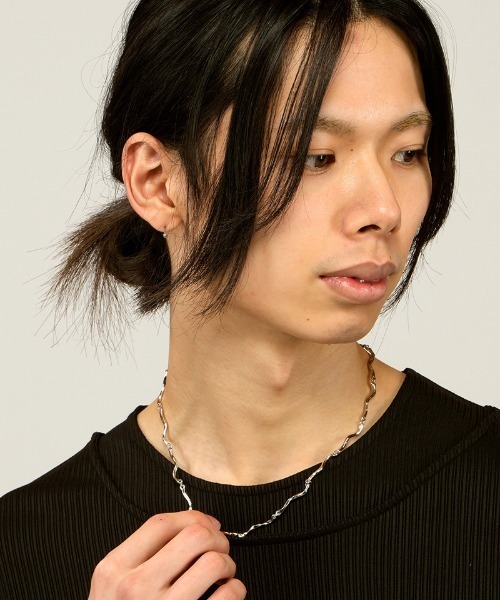 NO ID.(ノーアイディ)の「an2088-ウェーブチェーンネックレス(858170-476A)(ネックレス・メンズ・シルバー・ONE SIZE)」の7枚目の写真