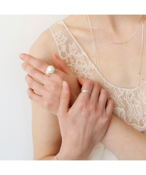 LOVE ME MONSTER(ラブミーモンスター)の「Bold Mood Gem Ring_2COL (L261MRI030)(リング・レディース・ブラック/ホワイト・13/11)」の2枚目の写真