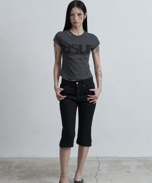 as you are(アズユーアー)の「ASUR/ピアッシングTシャツ(Tシャツ/カットソー・レディース・ブラック/ホワイト/チャコールグレー・FREE)」の17枚目の写真