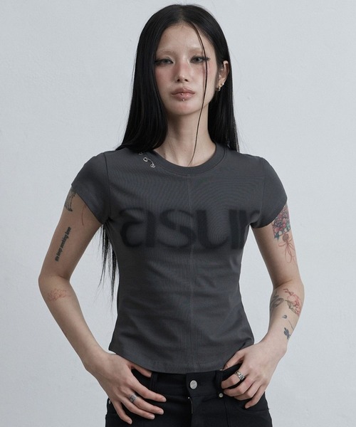 as you are(アズユーアー)の「ASUR/ピアッシングTシャツ(Tシャツ/カットソー・レディース・ブラック/ホワイト/チャコールグレー・FREE)」の19枚目の写真